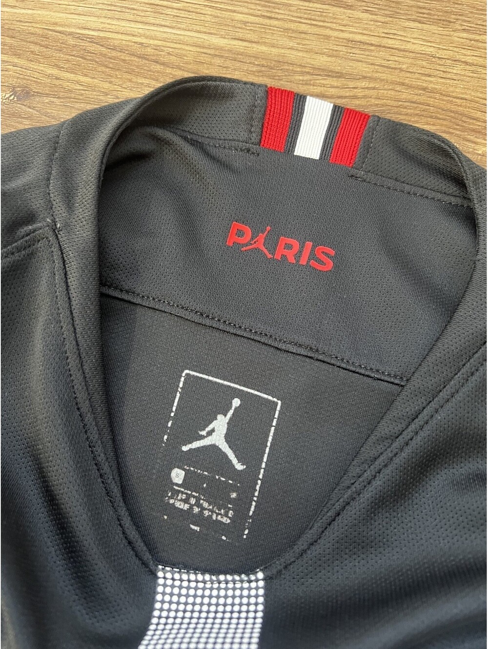 Jordan x PSG Paris Saint-Germain 2018/19 Third Soccer Jersey - Black Small - Picture 6 of 7
